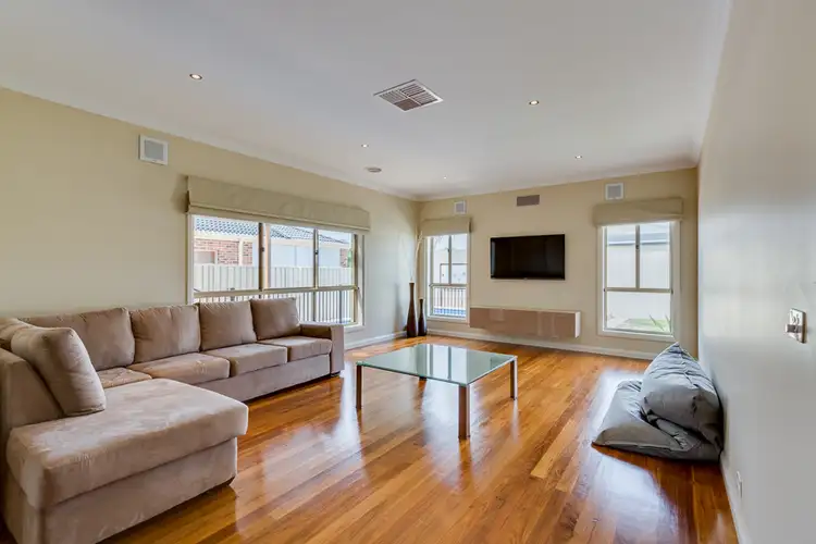 Fifth view of Homely house listing, 10 Douglas Close, Bacchus Marsh VIC 3340