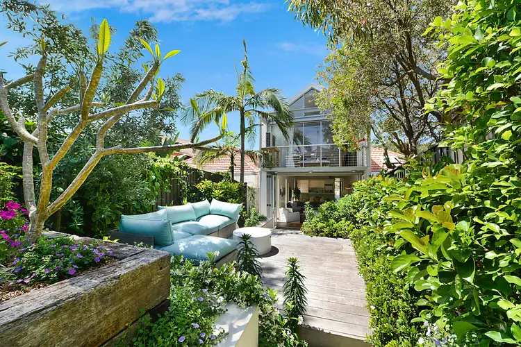 54 Wallis Parade, North Bondi NSW 2026