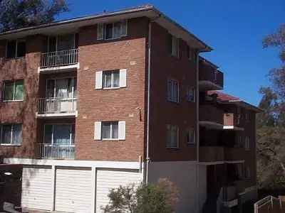 4/2 Cottonwood Crescent