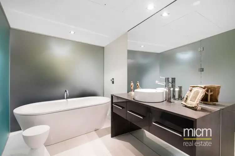 Fifth view of Homely apartment listing, 707/576 St Kilda Road, Melbourne VIC 3004