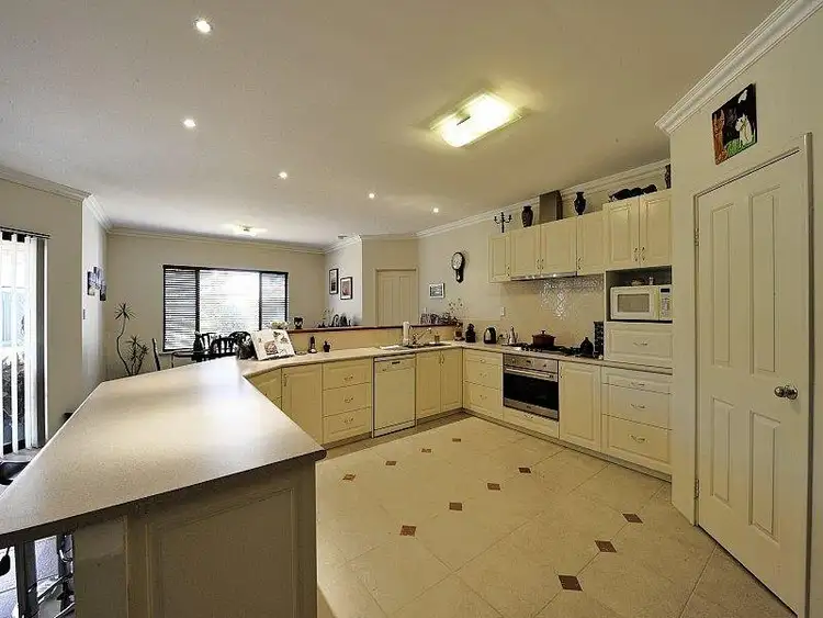 5 Emma Way, Mandurah WA 6210