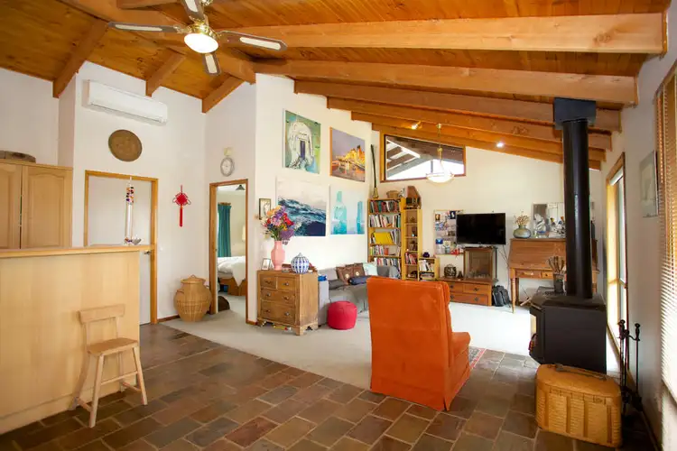 Fifth view of Homely house listing, 10 Henderson Avenue, Horsham VIC 3400