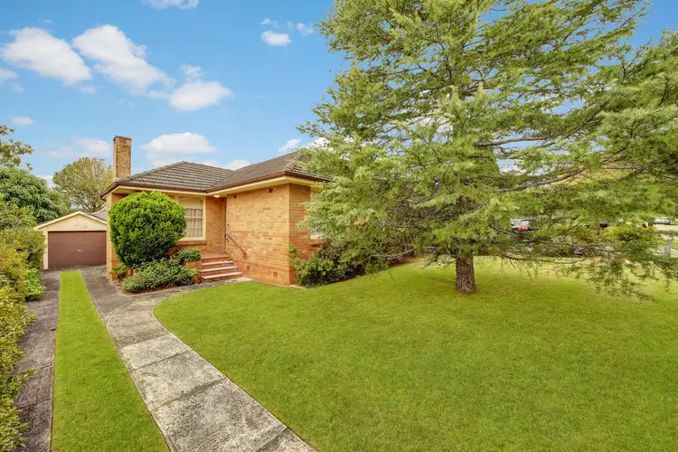 6 Moller Avenue, Birrong NSW 2143