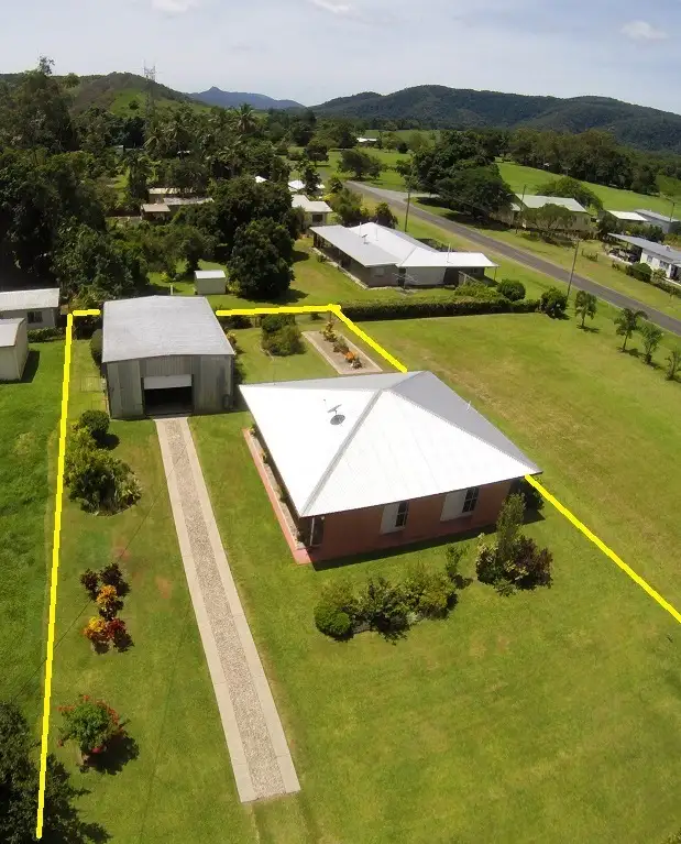 5 Power Street, Daintree QLD 4873