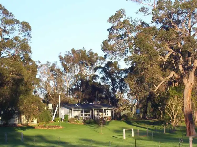 695 Reynolds Road, Narrikup WA 6326