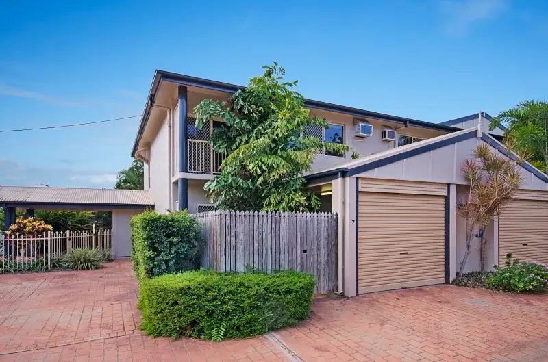 Main view of Homely unit listing, 7/4-6 Cheyne Street, Pimlico QLD 4812