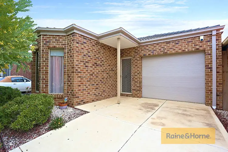 Main view of Homely house listing, 2/21 Haywood Grove, Melton West VIC 3337