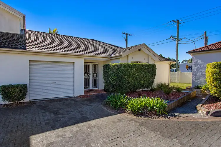 1/4 Parsons Road, Lisarow NSW 2250