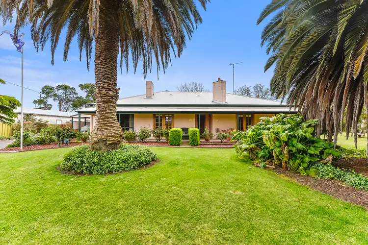 32884 Princes Highway, Burrungule SA 5291