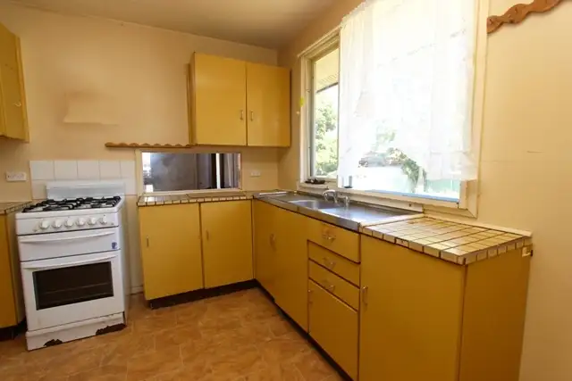 Seventh view of Homely house listing, 6 McKibbin Place, Bathurst NSW 2795