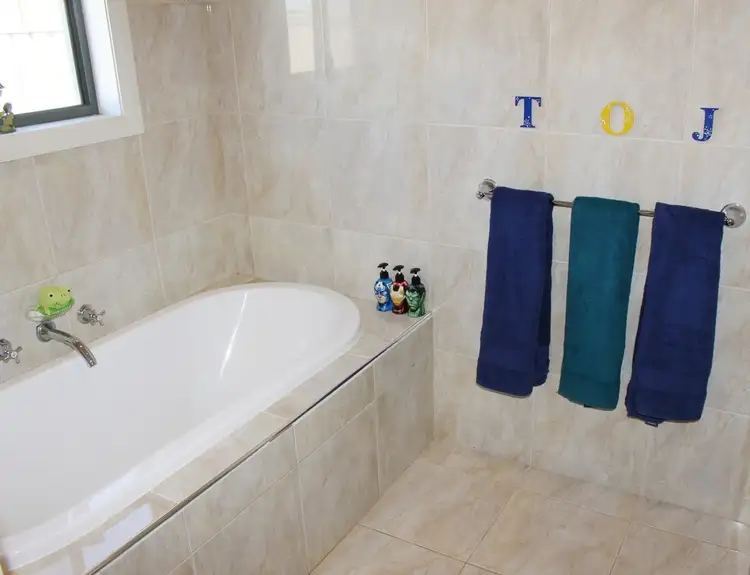 Seventh view of Homely house listing, 14 Thornton Way, Yarrawonga VIC 3730