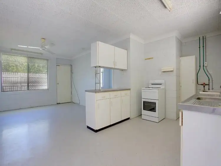 Fifth view of Homely unit listing, 2/47 Ralston Street, West End QLD 4810