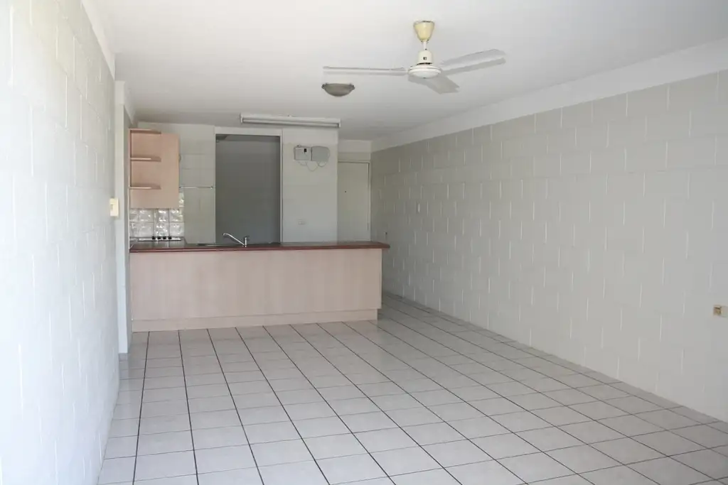 Main view of Homely unit listing, 1/118 Mitchell Street, North Ward QLD 4810