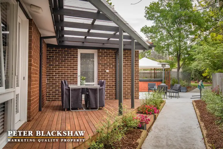 6 Knight Place, Kambah ACT 2902