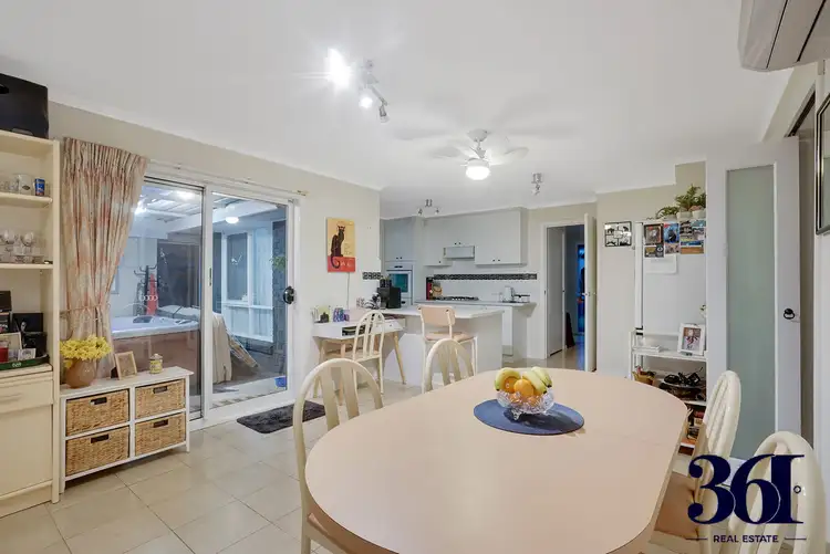 Sixth view of Homely house listing, 7 Oakfield Court, Melton South VIC 3338