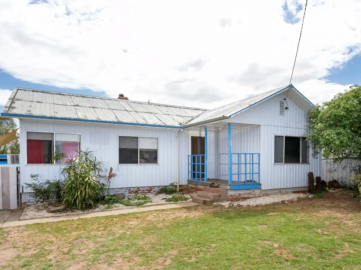 Main view of Homely house listing, 33 Blamey Street, Turvey Park NSW 2650
