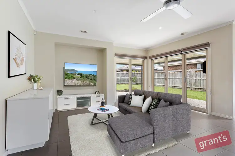 Fifth view of Homely house listing, 46 Bluemist Circuit, Lyndhurst VIC 3975