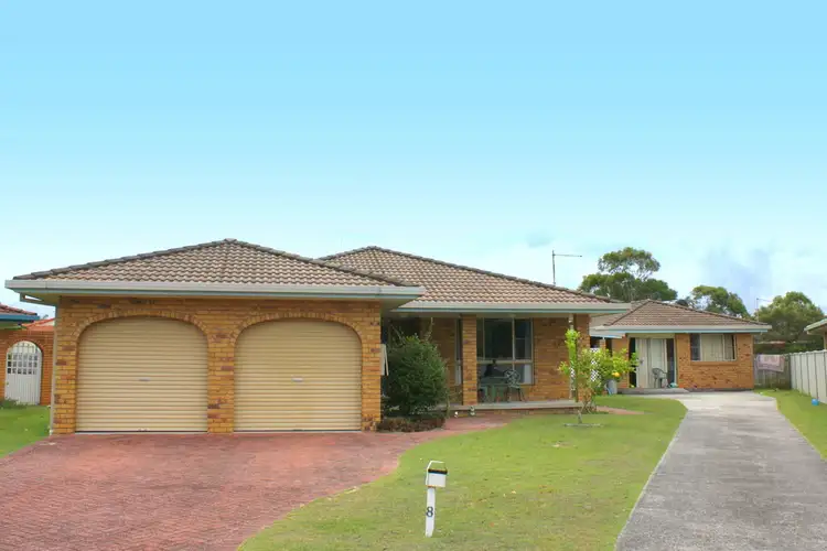 8 Banksia Place, Yamba NSW 2464