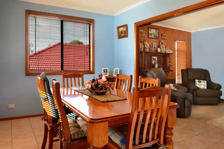 Fifth view of Homely house listing, 6 Karo Court, Doveton VIC 3177