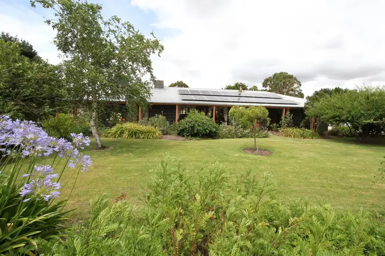 73 Rileys Road, Snake Valley VIC 3351