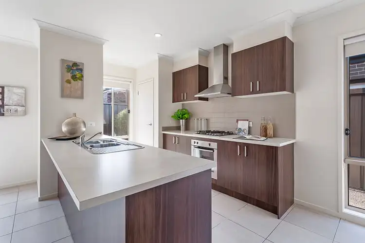 Fourth view of Homely house listing, 15 Woodgrove Street, Craigieburn VIC 3064