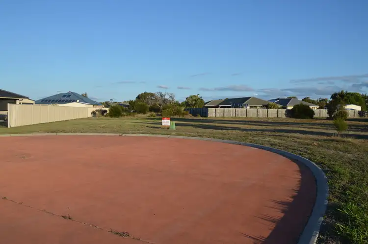 14 Tulipwood Drive, Burrum Heads QLD 4659
