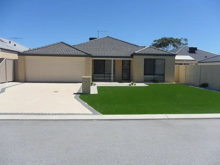 5 Yellin Way, Wannanup WA 6210