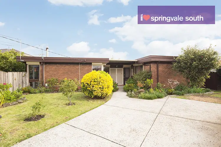 5 Kinarra Court, Springvale South VIC 3172