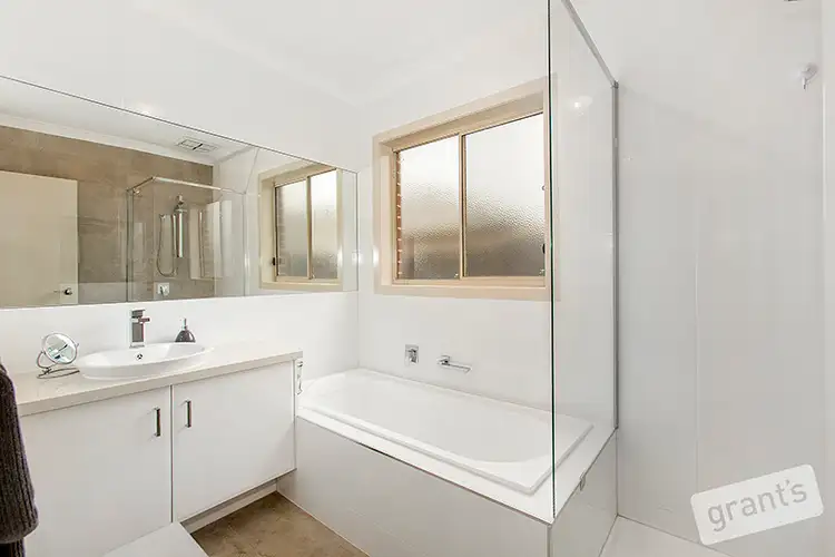 Seventh view of Homely house listing, 2/12-14 Rosslare Place, Cranbourne VIC 3977