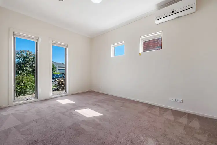 Second view of Homely house listing, 7 Balfour Drive, Mernda VIC 3754
