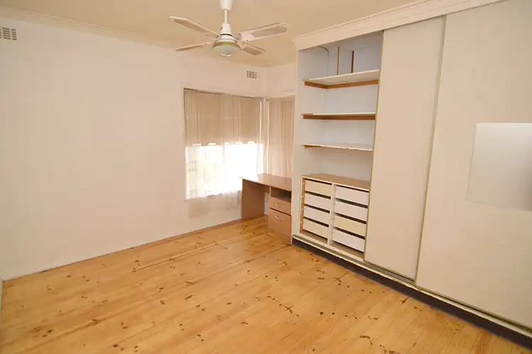 Sixth view of Homely house listing, 15 Leonard Street, Mildura VIC 3500