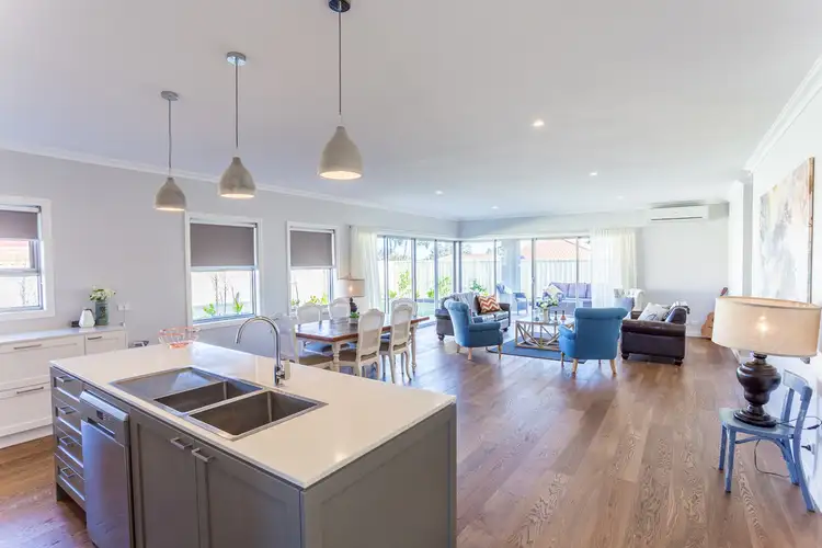 Fourth view of Homely house listing, 6 Gale Court, Australind WA 6233