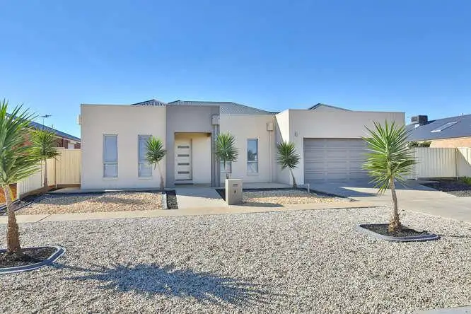 35 Lizlee Drive, Mildura VIC 3500