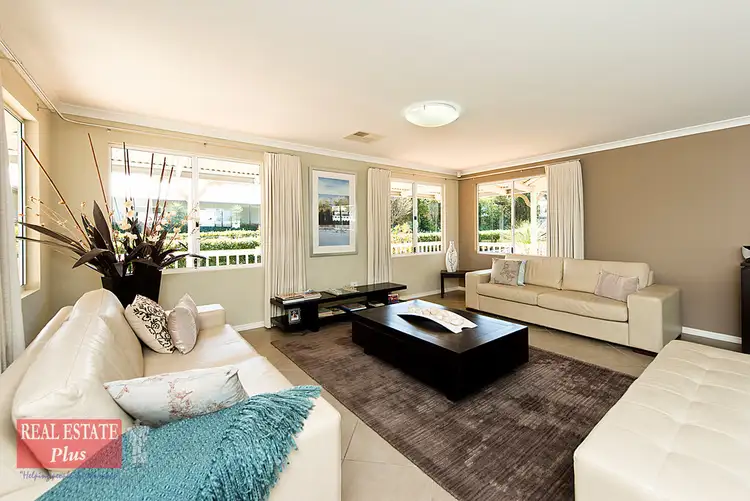 22 Bullarra Road, Greenmount WA 6056