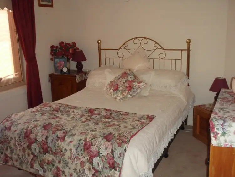 Sixth view of Homely house listing, 5 Carole Court, Murray Bridge SA 5253