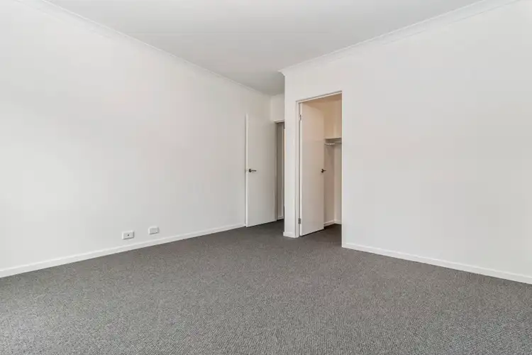 Seventh view of Homely house listing, 4/9 Miners Rest, Kangaroo Flat VIC 3555