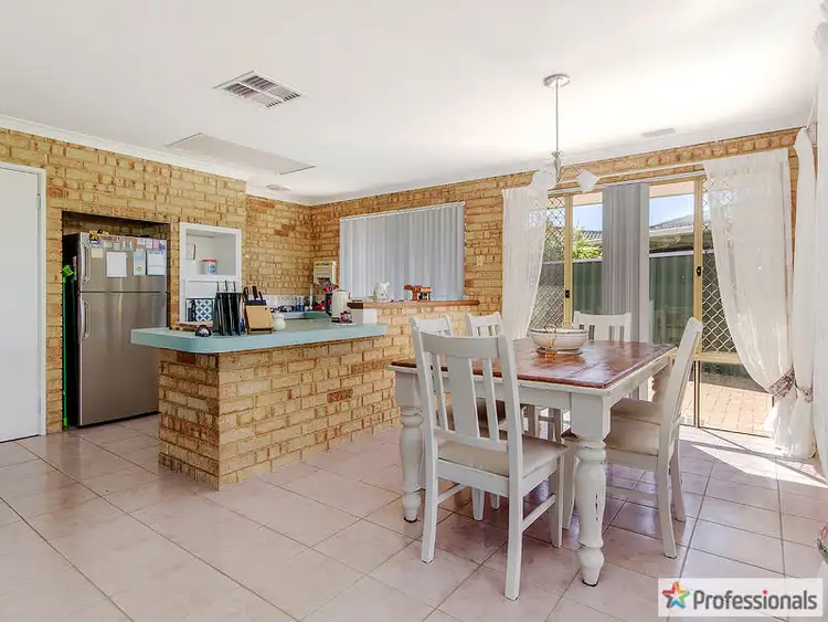 Fourth view of Homely house listing, 7 Glamis Court, Orelia WA 6167