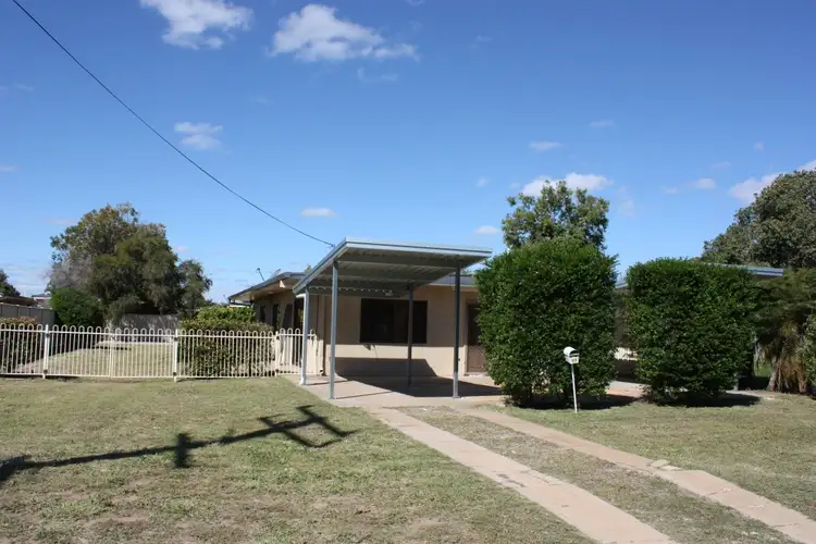 90 Anakie Street, Emerald QLD 4720