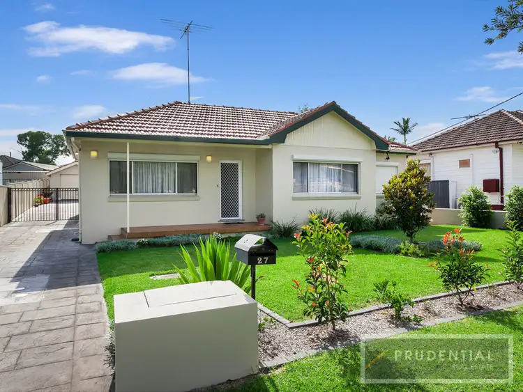 27 Mainsbridge Avenue, Liverpool NSW 2170
