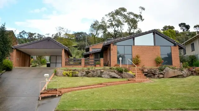 22 Lawford Crescent, Griffith NSW 2680