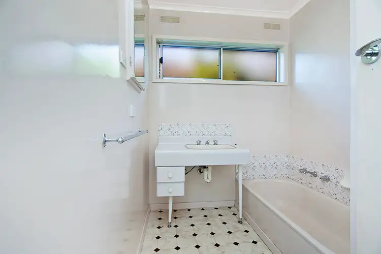 Fifth view of Homely house listing, 34 Jacob Street, North Bendigo VIC 3550