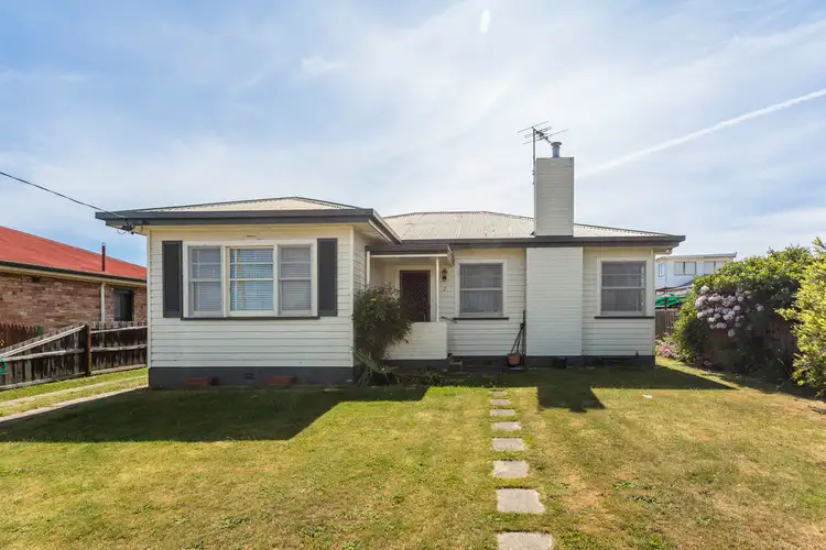 2 Wallace Street, Newnham TAS 7248