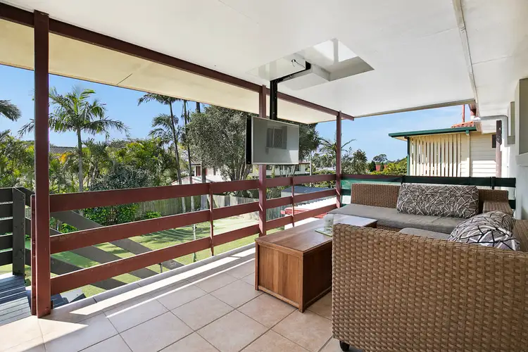 4 Holloway Street, Birkdale QLD 4159
