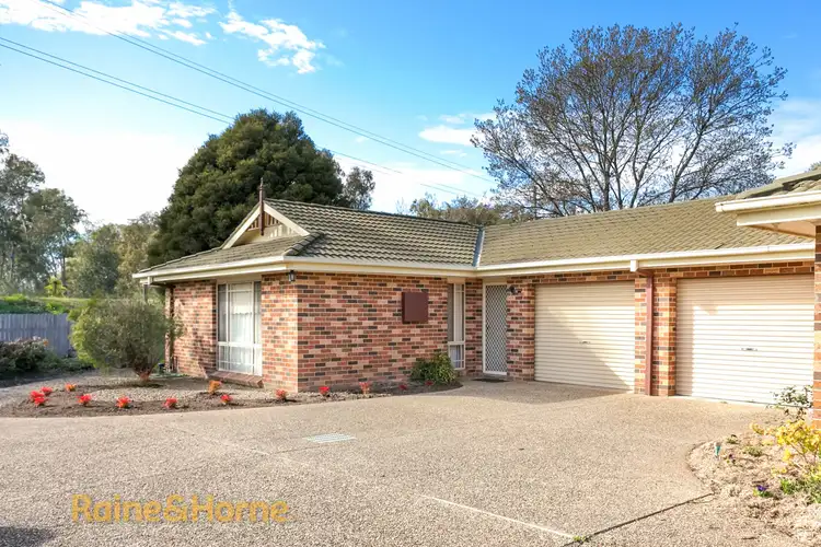 2/32 Lonergan Place, Wagga Wagga NSW 2650