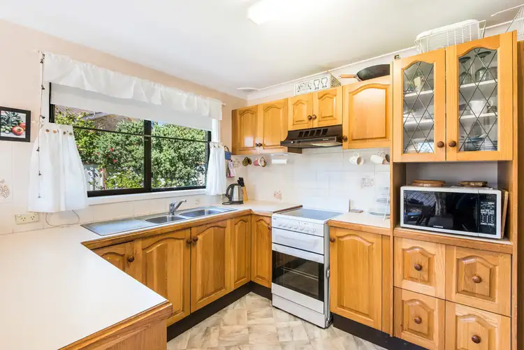 Fourth view of Homely house listing, 4 Amber Crescent, Point Clare NSW 2250