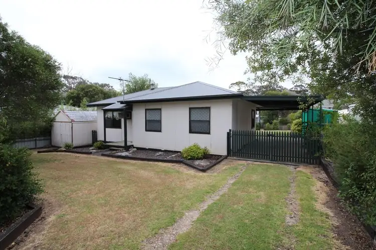 3 Plane Street, Lucindale SA 5272