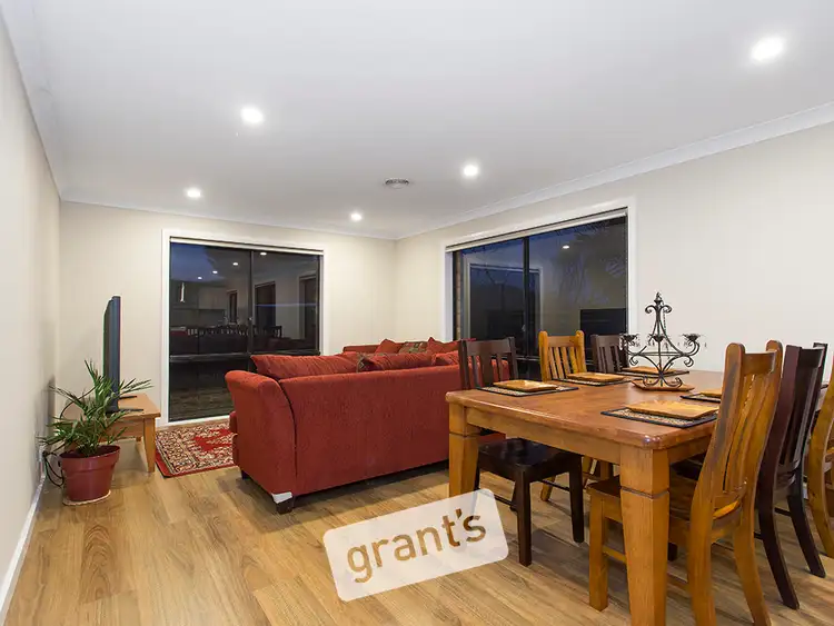 Third view of Homely house listing, 9 Stephanie Close, Berwick VIC 3806