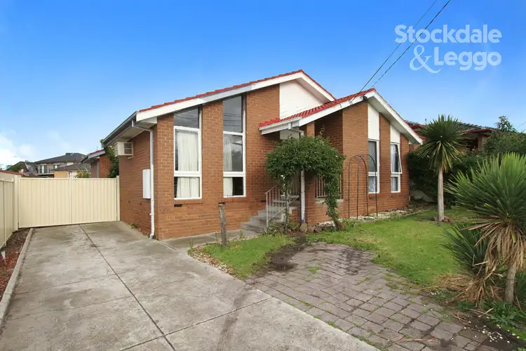 25 Clough Parade, Reservoir VIC 3073