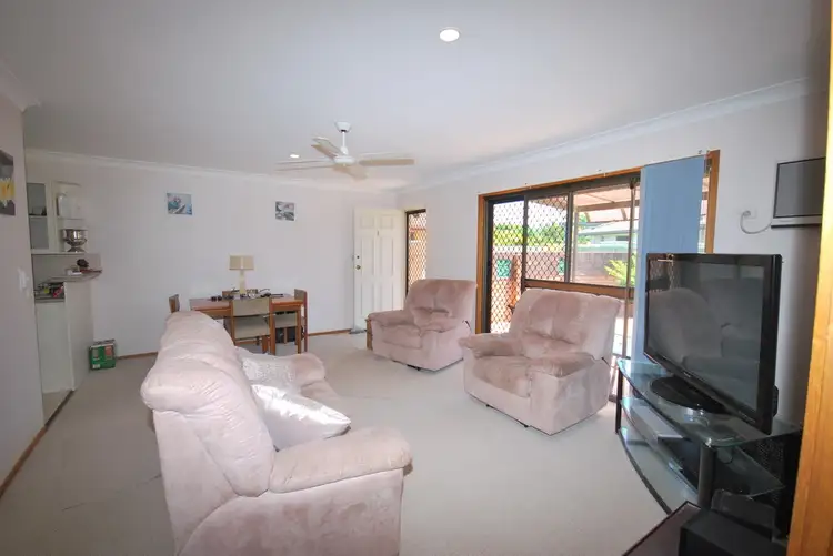 Fifth view of Homely semi-detached listing, 1/10 Russell Court, Miami QLD 4220