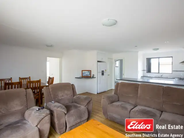 Fifth view of Homely unit listing, 2/88 Johnston Street, Collie WA 6225